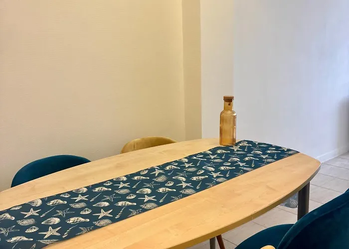 Stijlvol 'claire' Met Frontaal Zeezicht